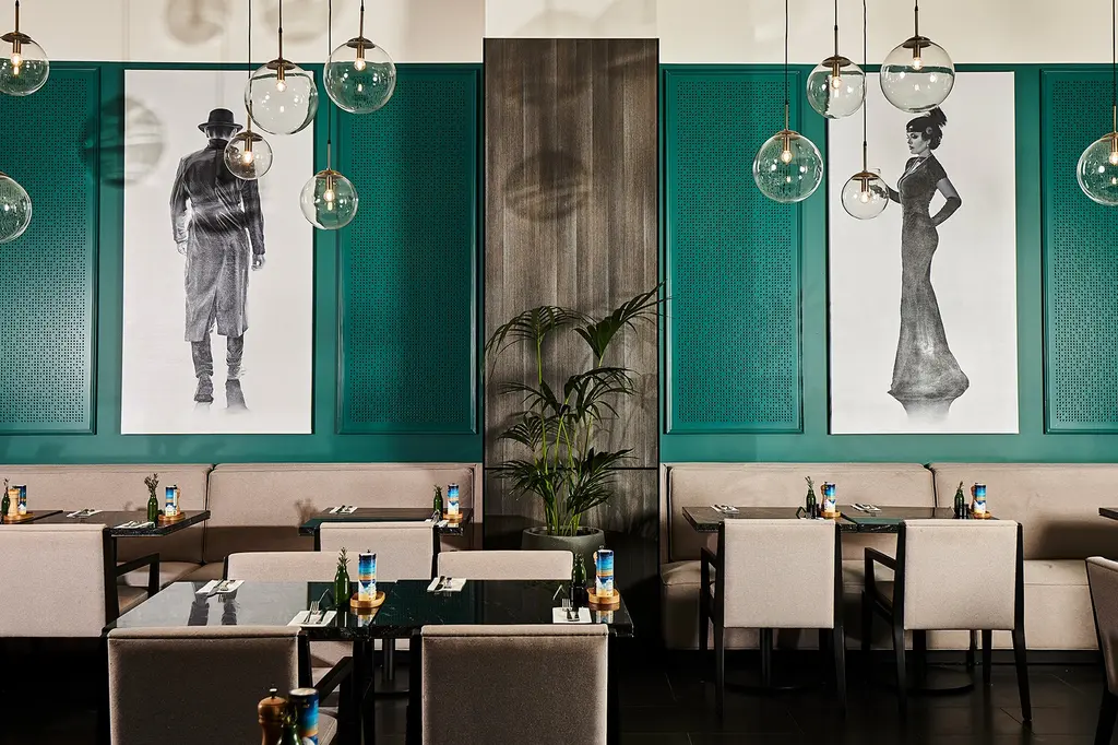 Novotel Melbourne Central image 1