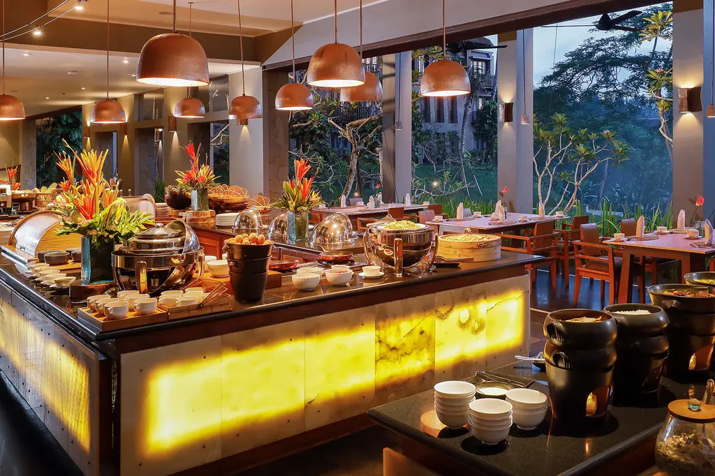 Maya Ubud Resort & Spa image 8