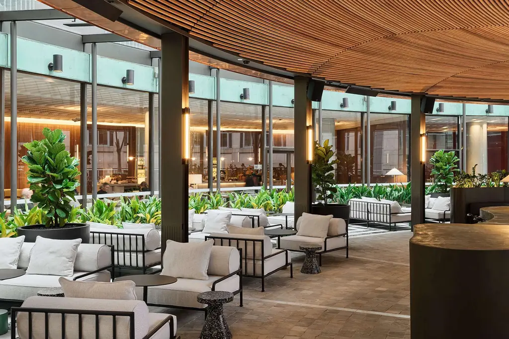 Sofitel Sydney Wentworth image 1