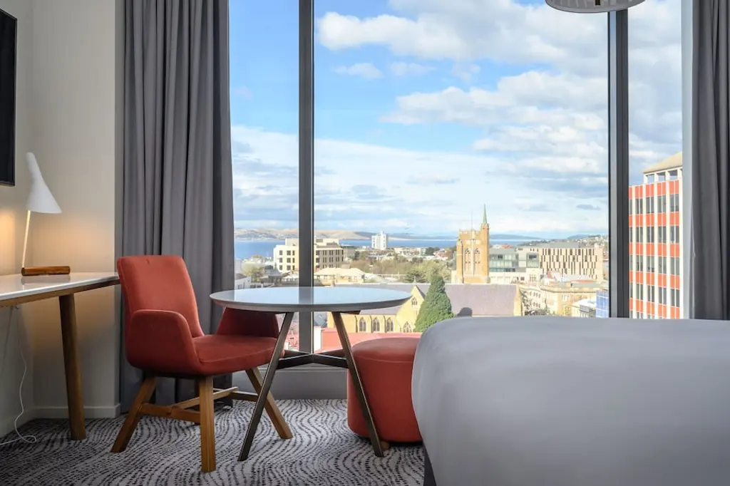 Crowne Plaza Hobart by IHG image 7