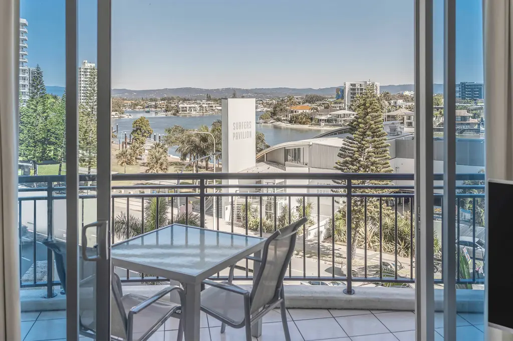 Mantra Towers of Chevron Surfers Paradise image 6