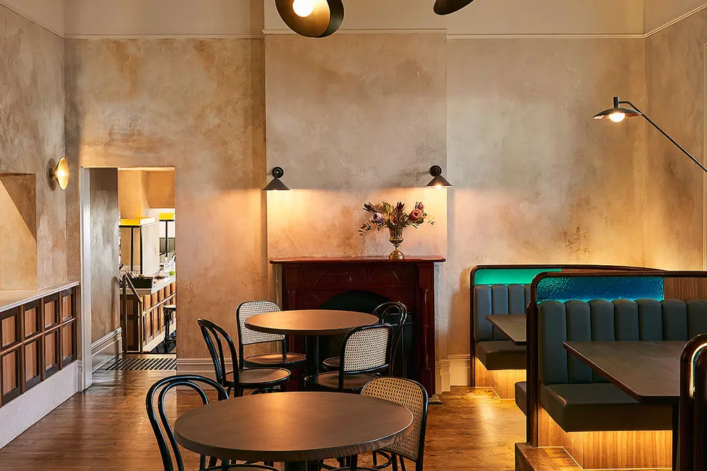 Portarlington Grand Hotel image 9