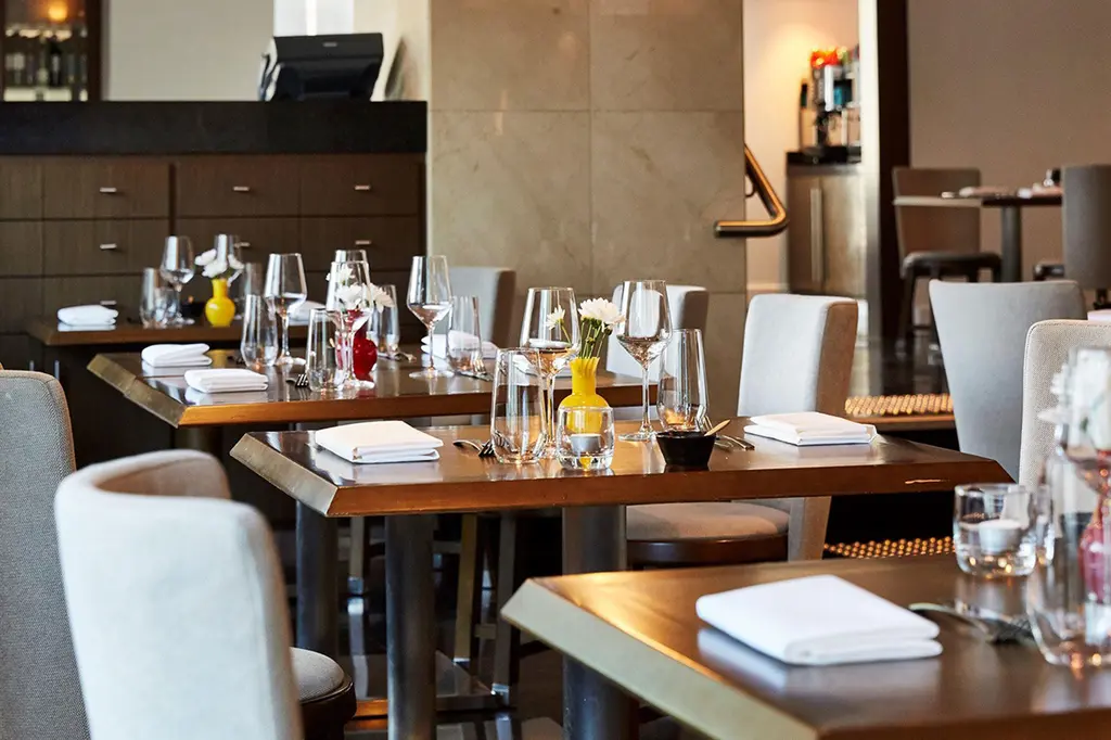 Swissôtel Sydney image 9