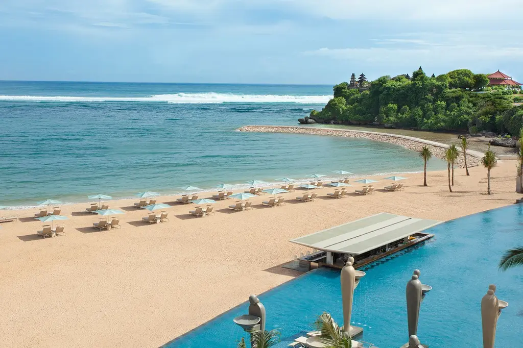 Mulia Resort  image 2