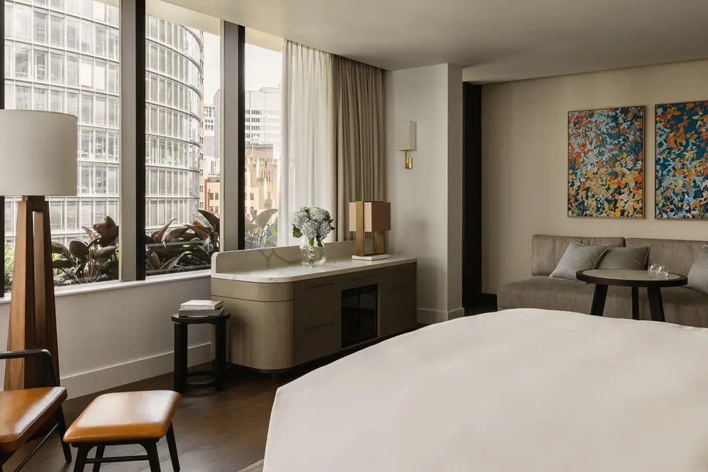 Capella Sydney image 3