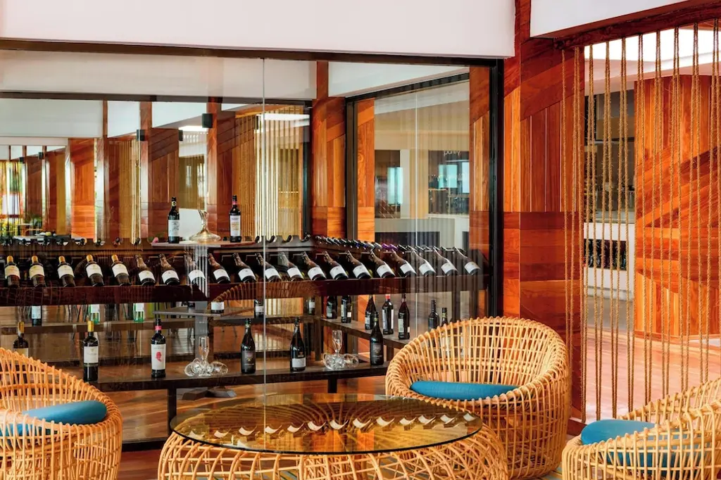 Sheraton Resort & Spa, Tokoriki Island, Fiji image 14