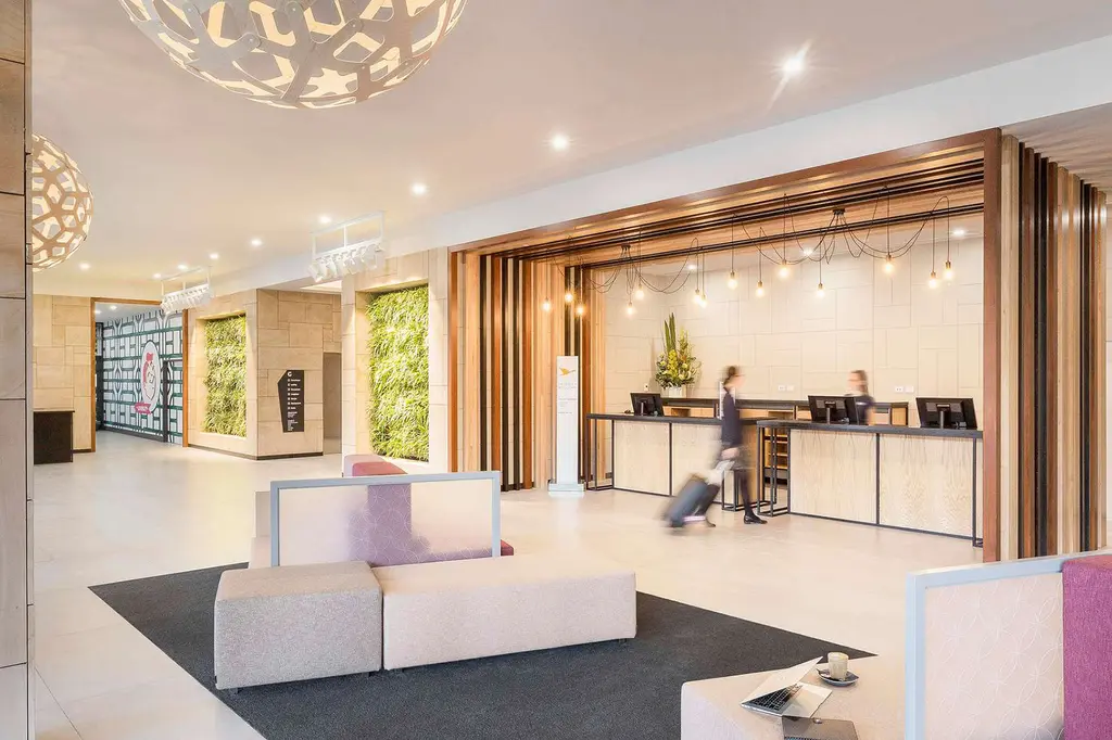 ibis Styles Hobart image 9