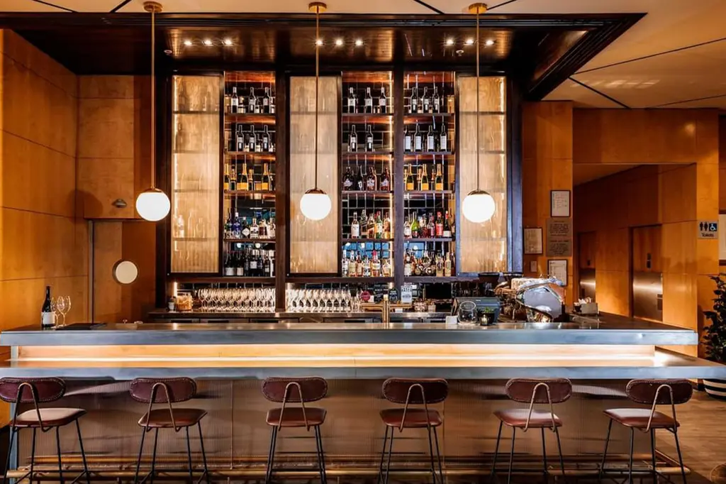 Amora Hotel Jamison Sydney image 1