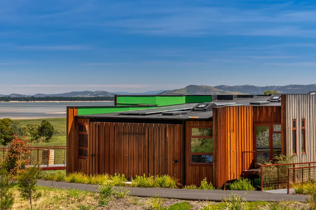 Iron Creek Bay Estate image 6