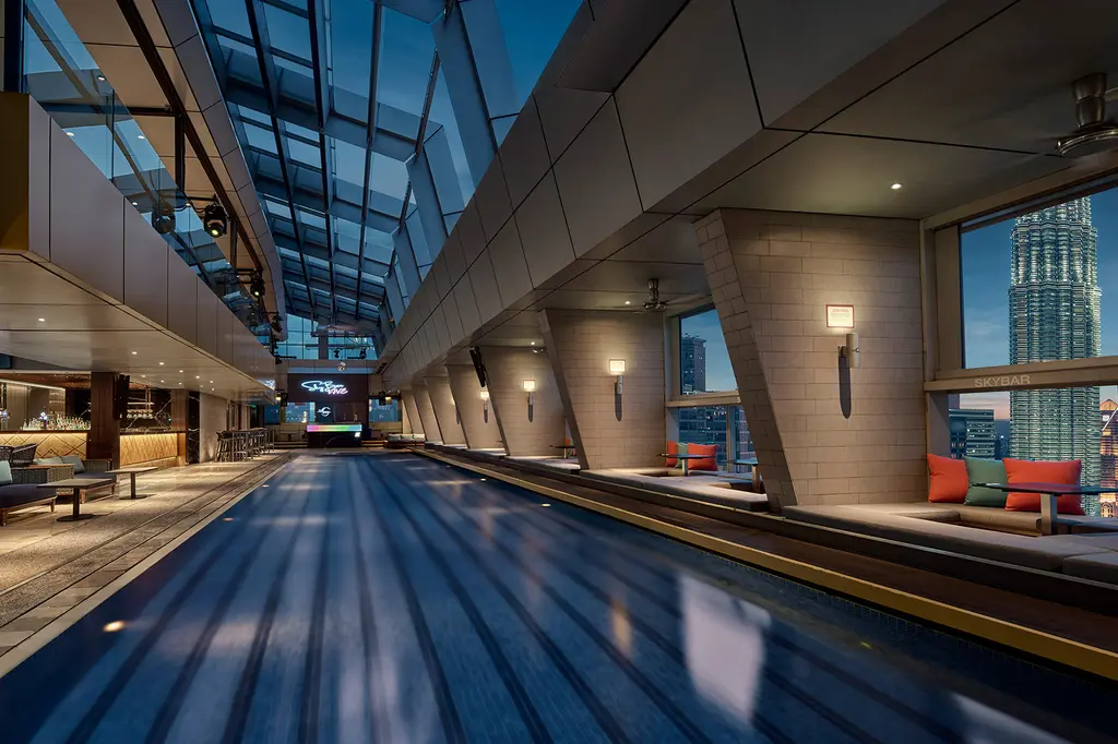 Traders Hotel Kuala Lumpur image 3