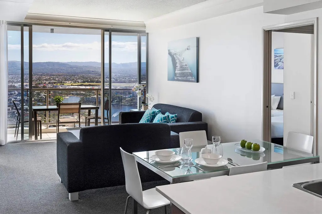 Mantra Towers of Chevron Surfers Paradise image 7