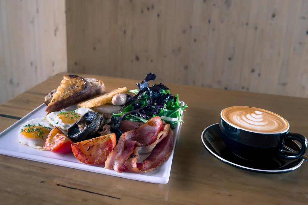 Iron Creek Bay Estate image 13