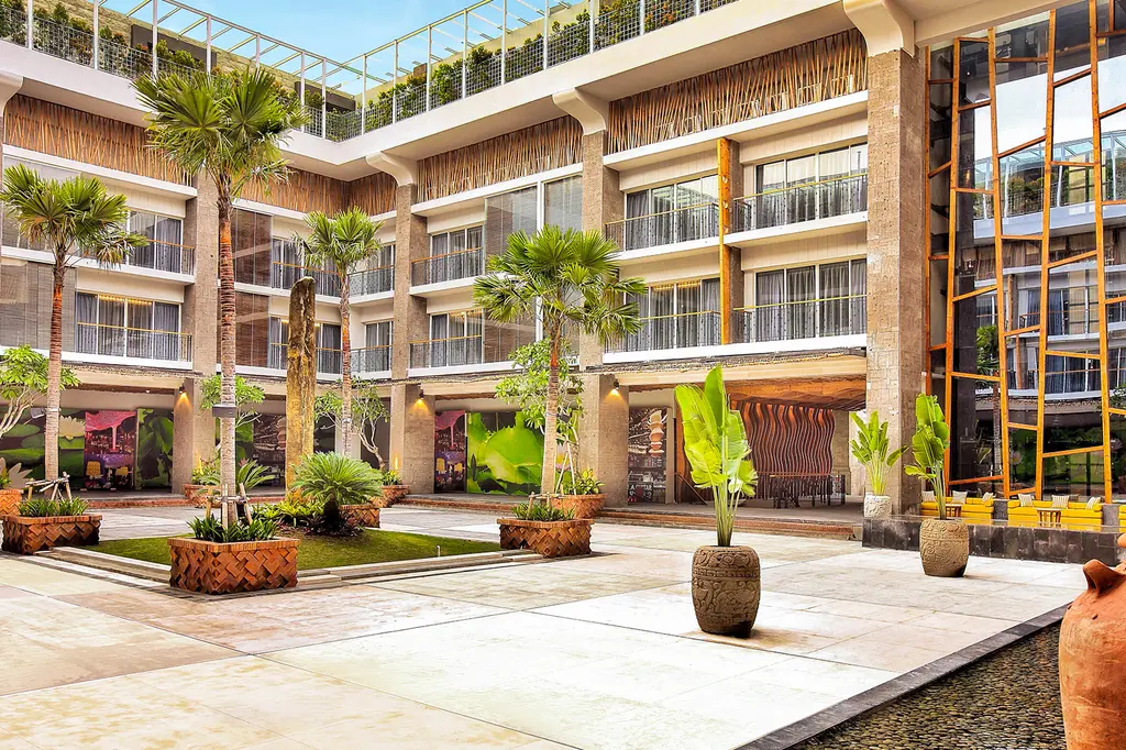 TS Suites Seminyak image 5