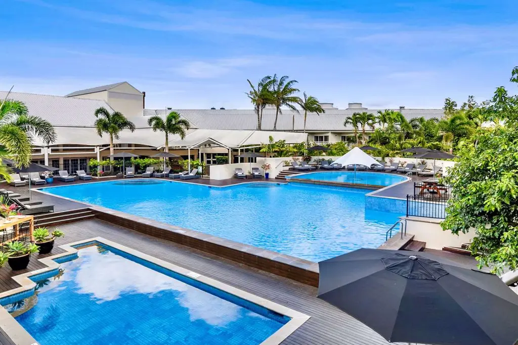 Shangri-La The Marina, Cairns image 1