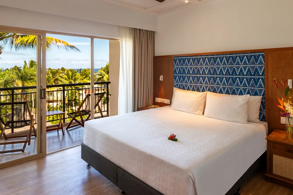 Outrigger Fiji Beach Resort image 3