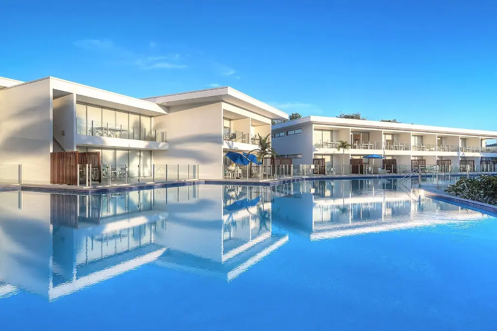 Pool Resort Port Douglas image 6