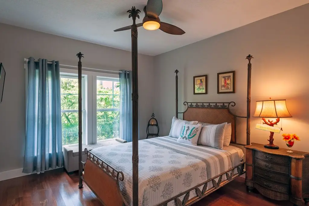 Hale Aulani image 10