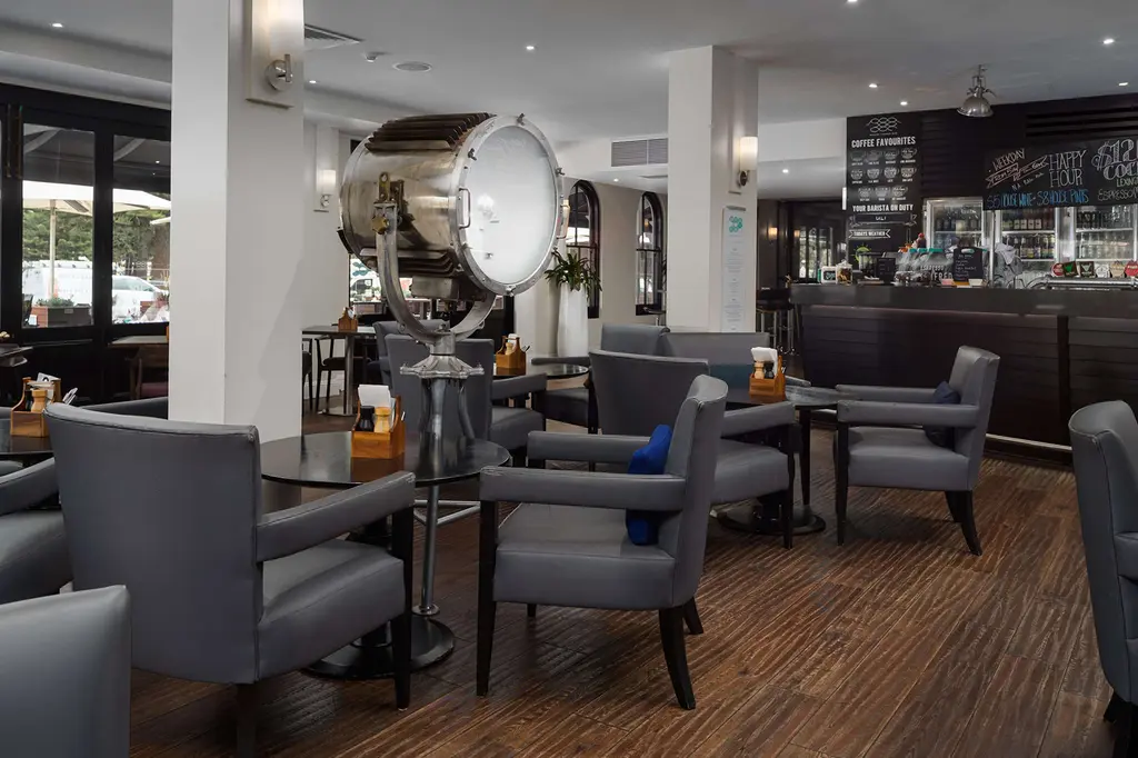 Esplanade Hotel Fremantle by Rydges image 8