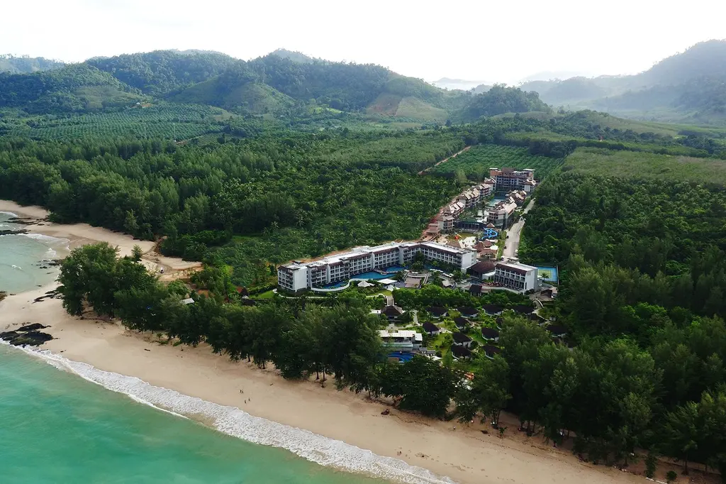 Mai Khao Lak Beach Resort & Spa image 12