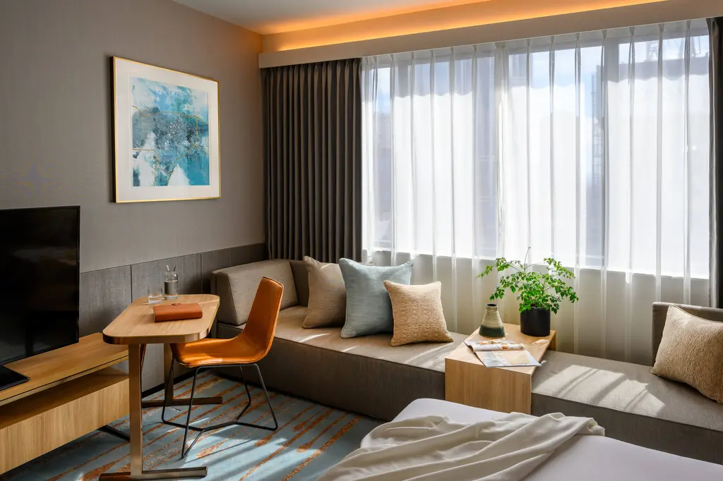 Novotel Melbourne Central image 6