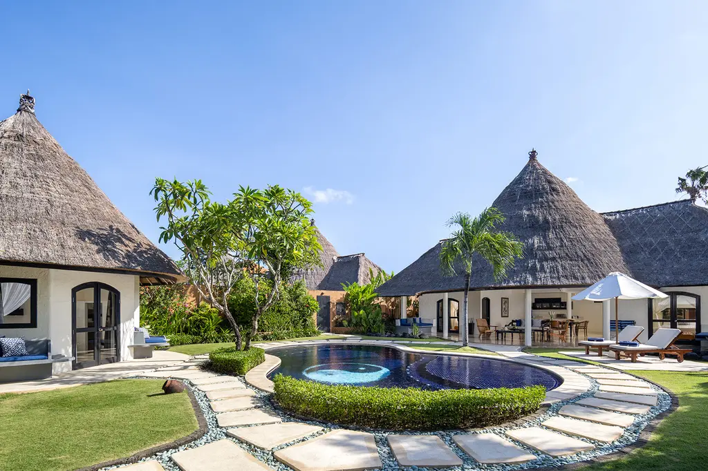 Impiana Private Villas Seminyak image 2