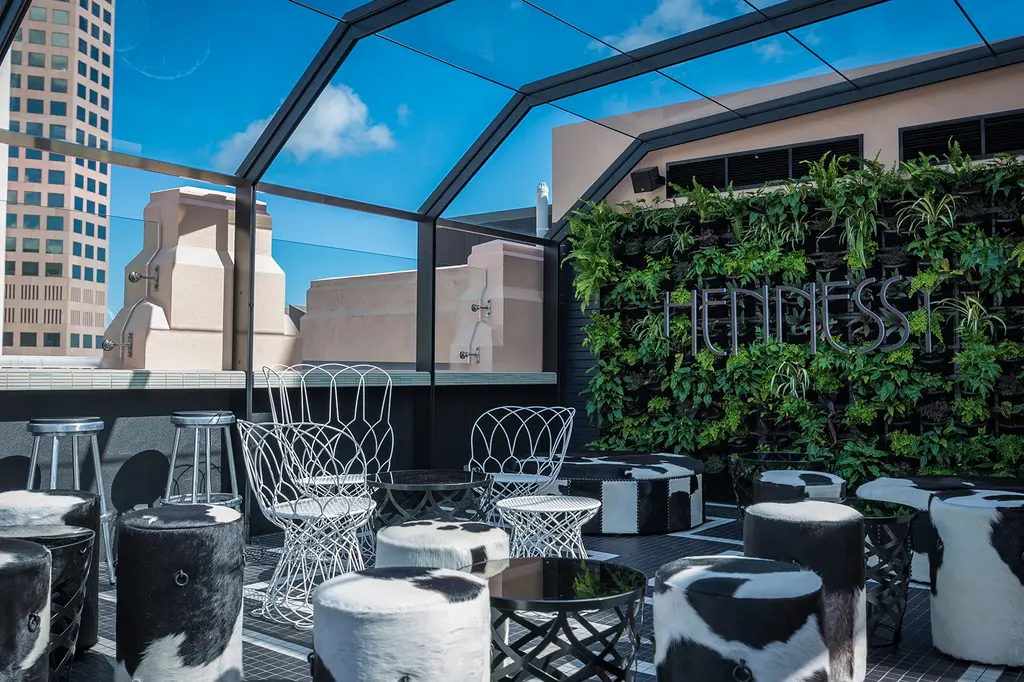 Mayfair Hotel Adelaide image 8