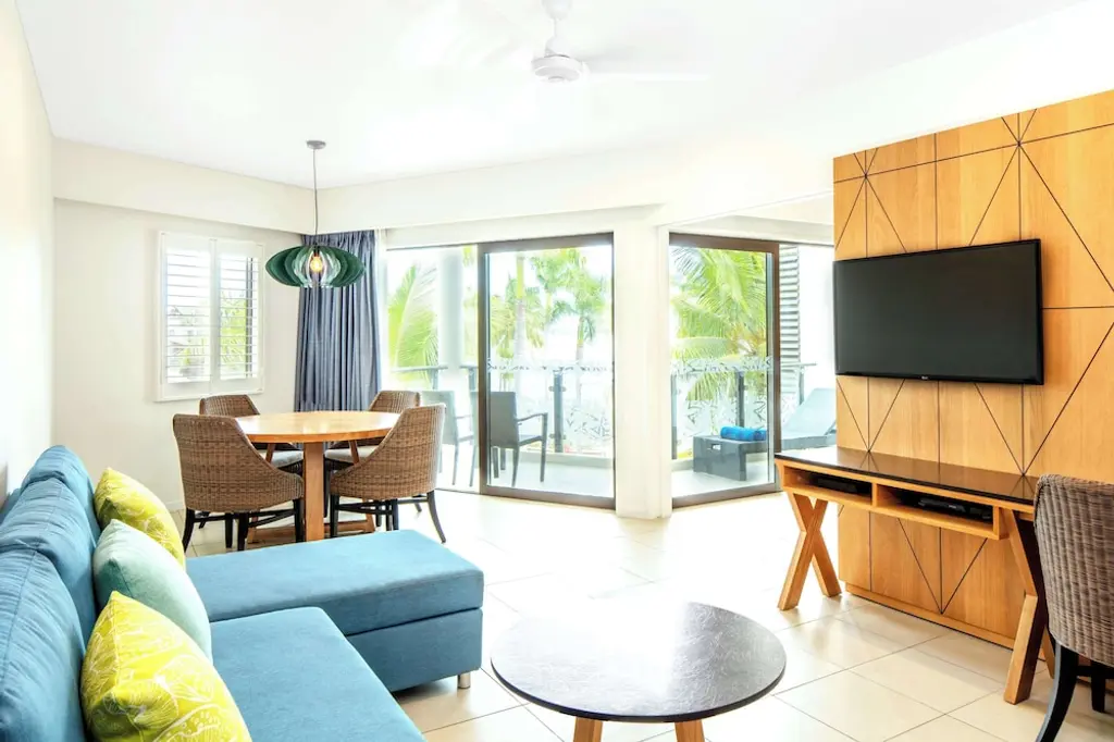 Radisson Blu Resort Fiji Denarau Island image 2