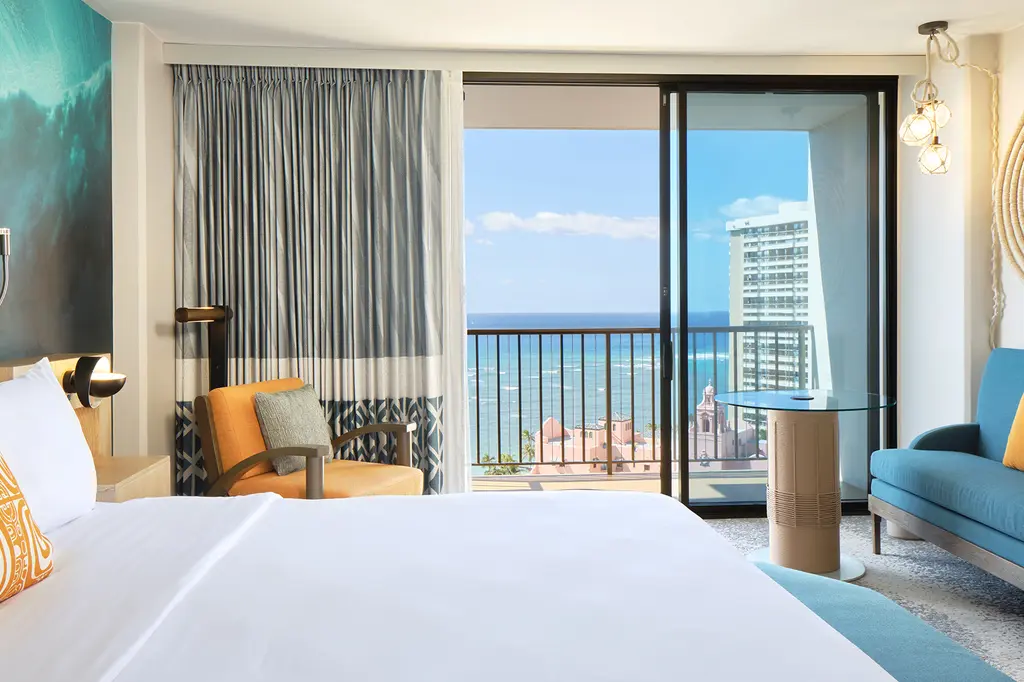 OUTRIGGER Waikiki Beachcomber Hotel image 2