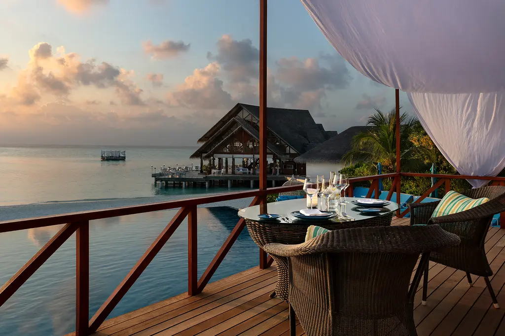 Anantara Dhigu Maldives Resort image 7