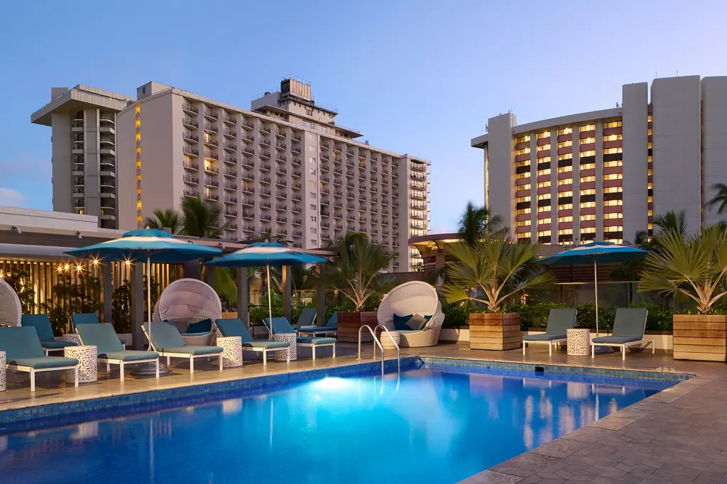 OUTRIGGER Waikiki Beachcomber Hotel image 1