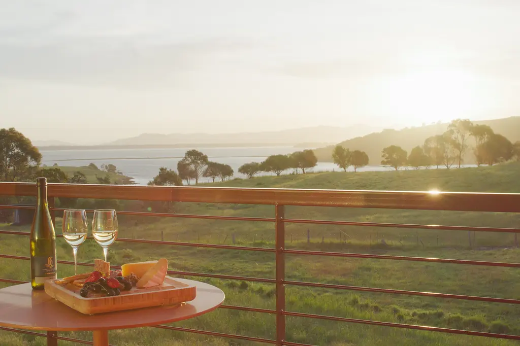 Iron Creek Bay Estate image 7