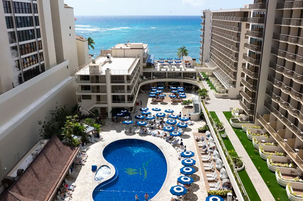 OUTRIGGER Reef Waikiki Beach Resort image 15