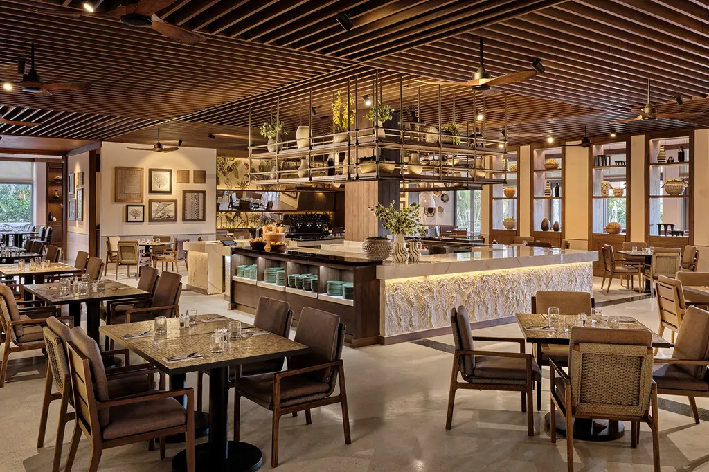 Crowne Plaza Fiji Nadi Bay Resort & Spa, an IHG Hotel image 10