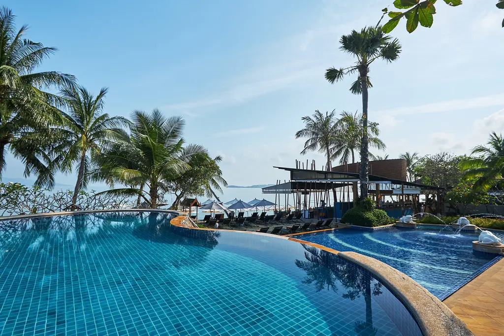 Bandara Spa Resort & Pool Villas, Samui image 1