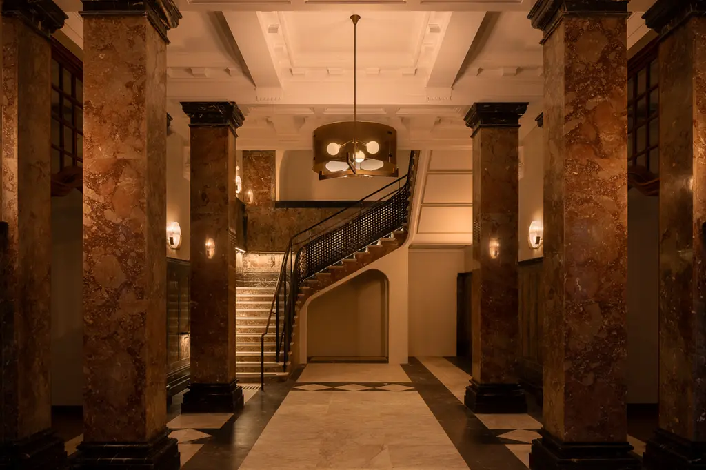 Capella Sydney image 9