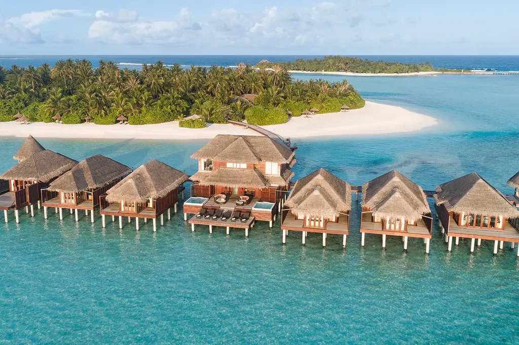 Anantara Dhigu Maldives Resort image 2