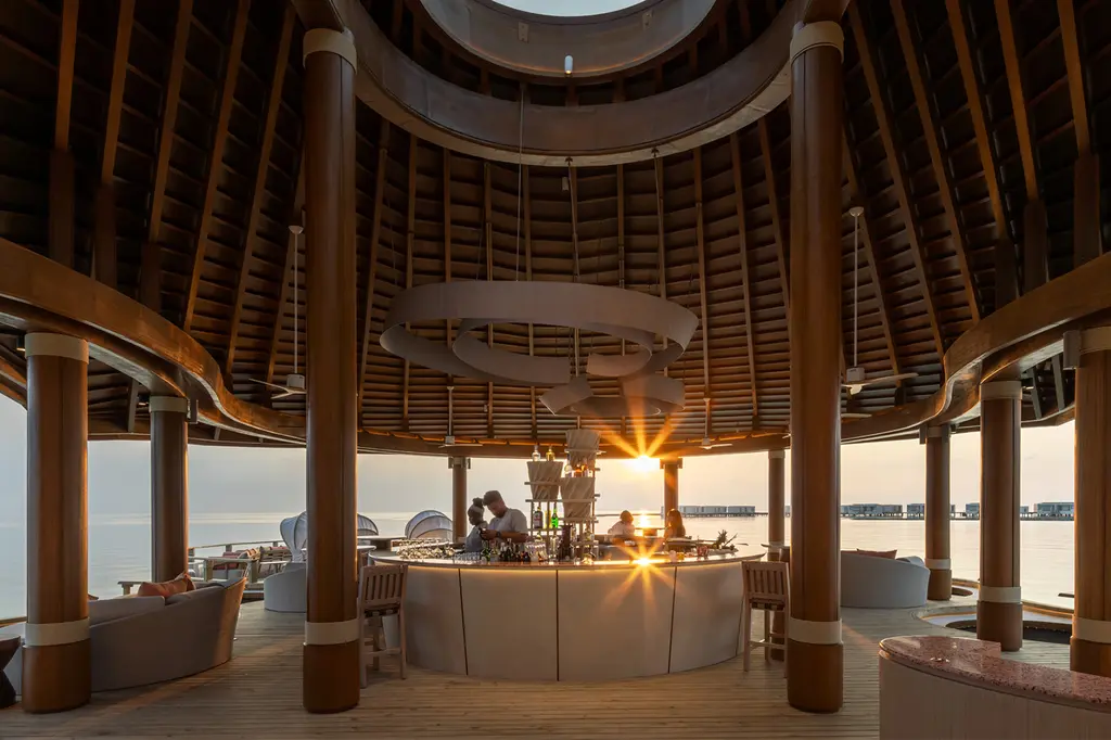 Centara Grand Lagoon Maldives image 10