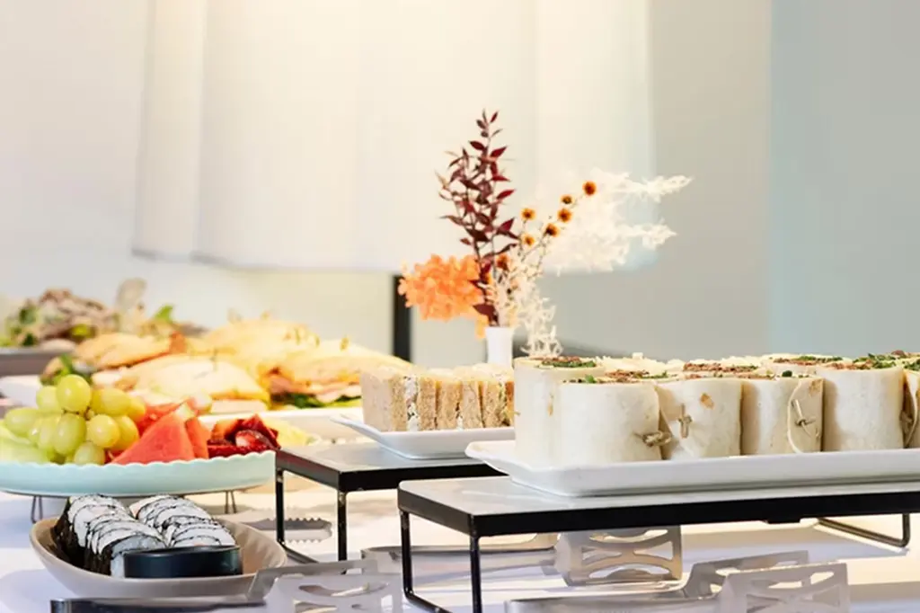 Mayfair Hotel Adelaide image 9