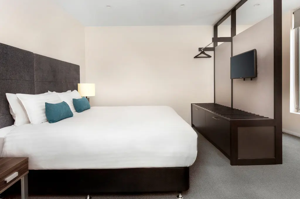 Mantra One Sandy Bay Road Hobart image 3