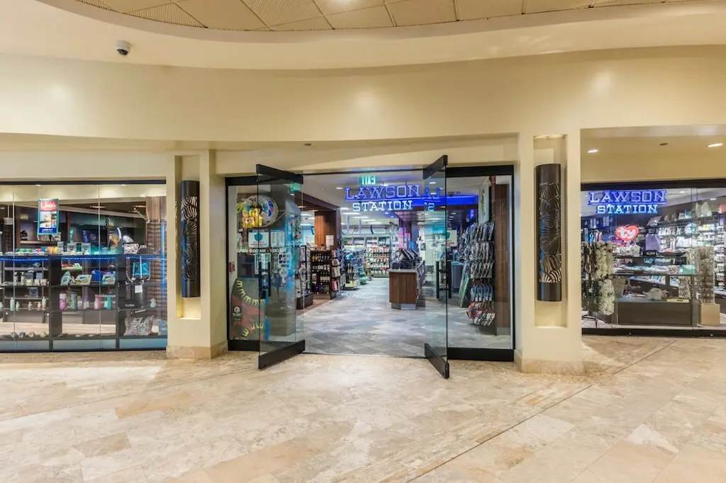 Sheraton Waikiki Beach Resort image 7