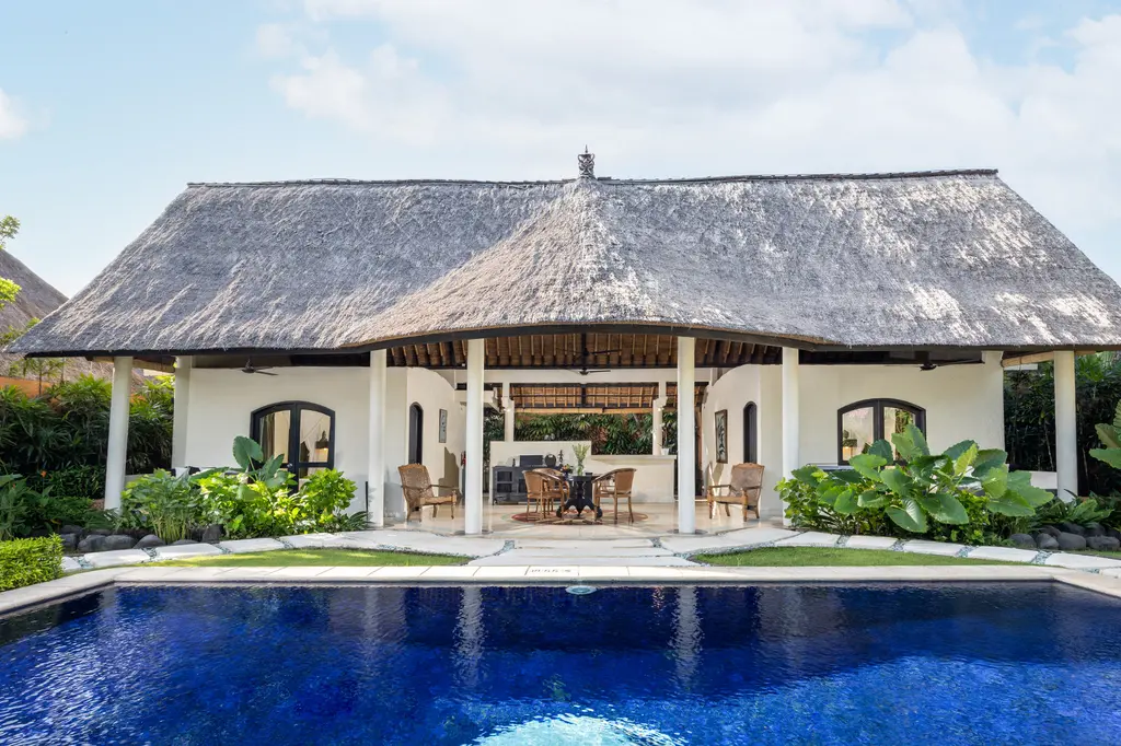 Impiana Private Villas Seminyak image 12