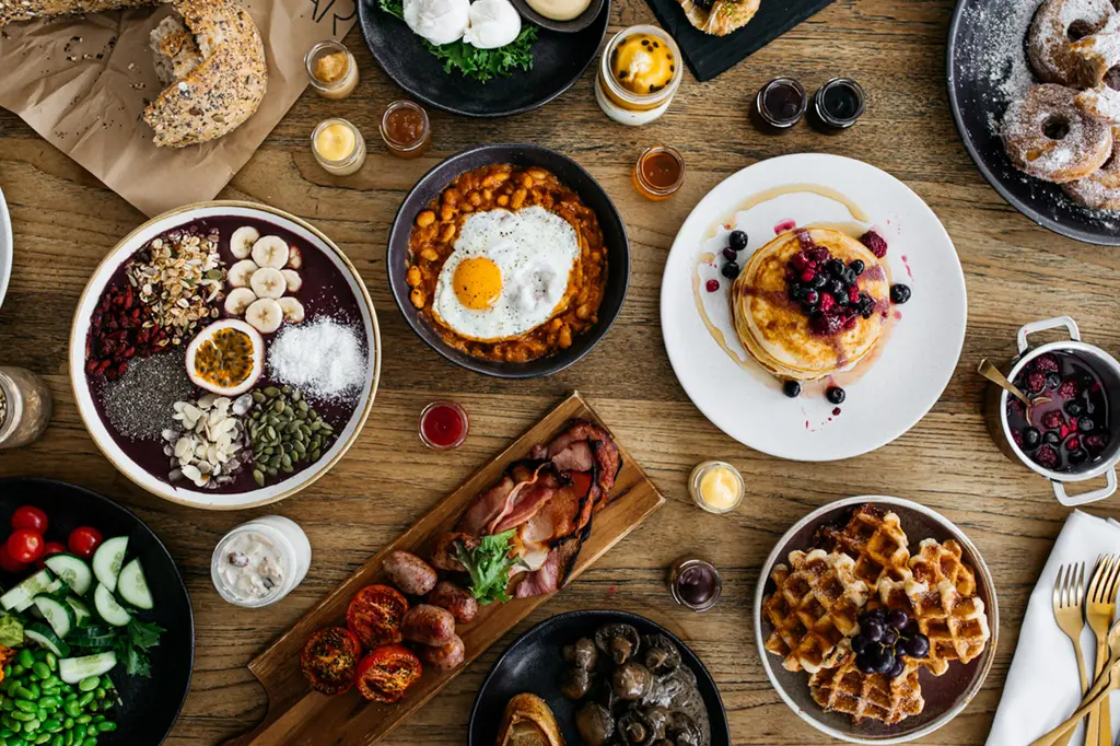 QT Gold Coast image 7