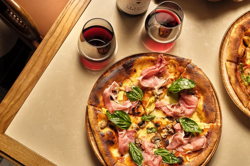 Crowne Plaza Fiji Nadi Bay Resort & Spa, an IHG Hotel image 6