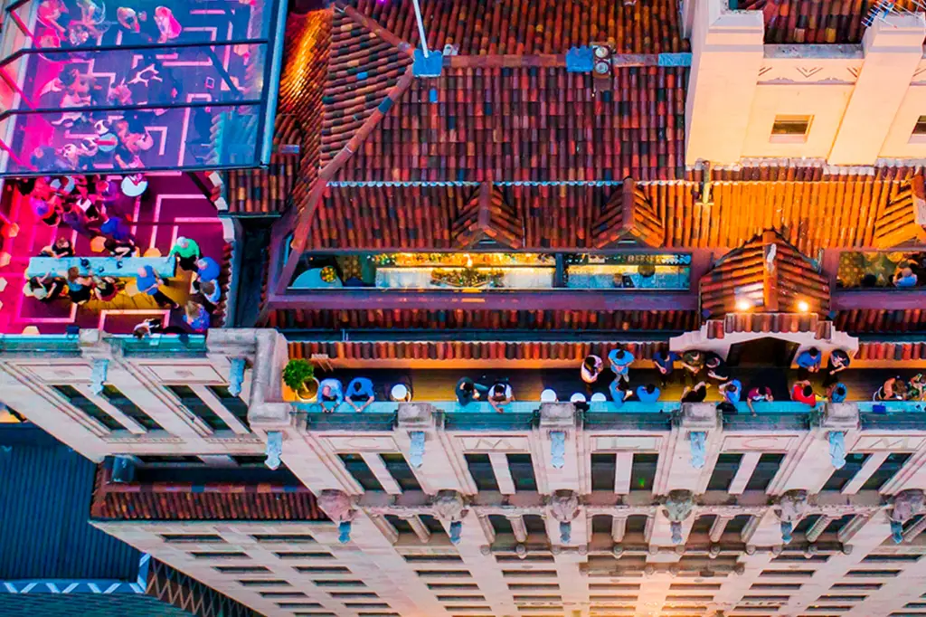 Mayfair Hotel Adelaide image 2