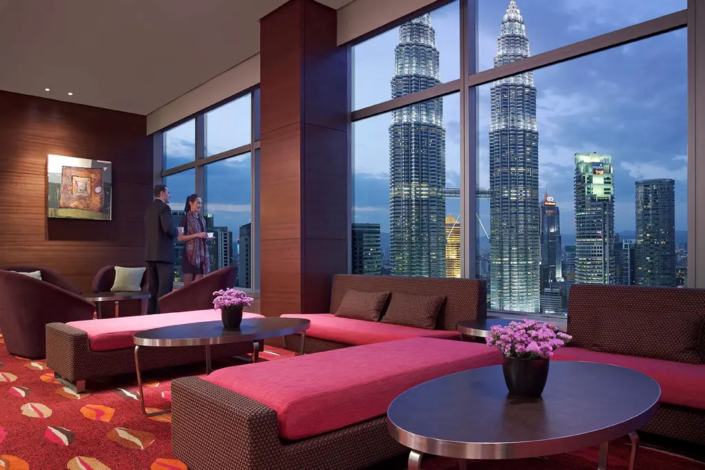 Traders Hotel Kuala Lumpur image 2