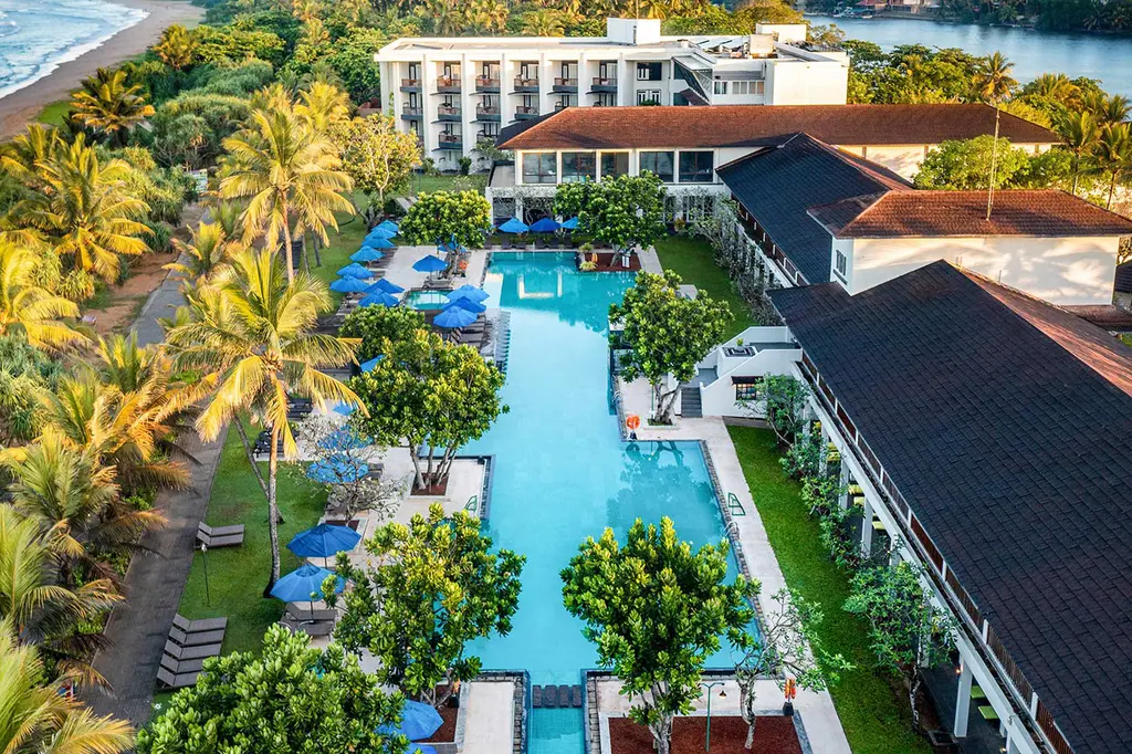 NH Bentota Ceysands Resort image 2