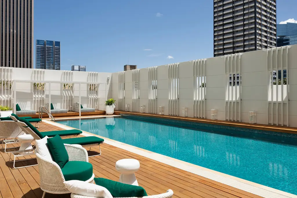 Swissôtel Sydney image 1