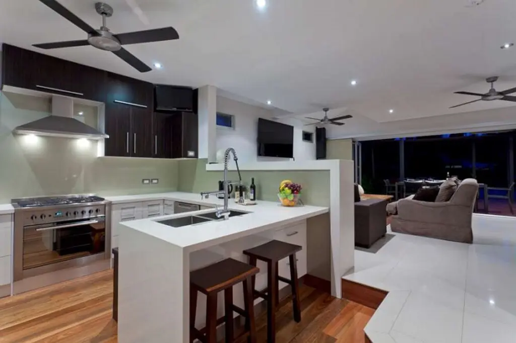 Bay Haven Lodge image 9