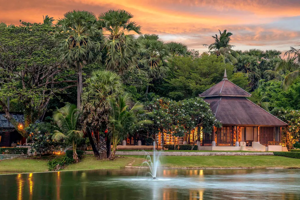 Pullman Phuket Karon Beach Resort image 6