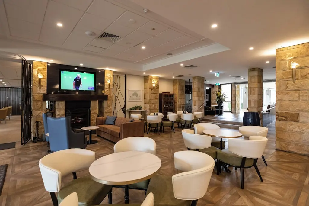 Chateau Elan At The Vintage image 8